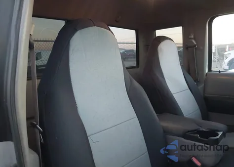 2002 Mazda B3000 Ds from USA, damaged, VIN 4F4YR16U22TM19632